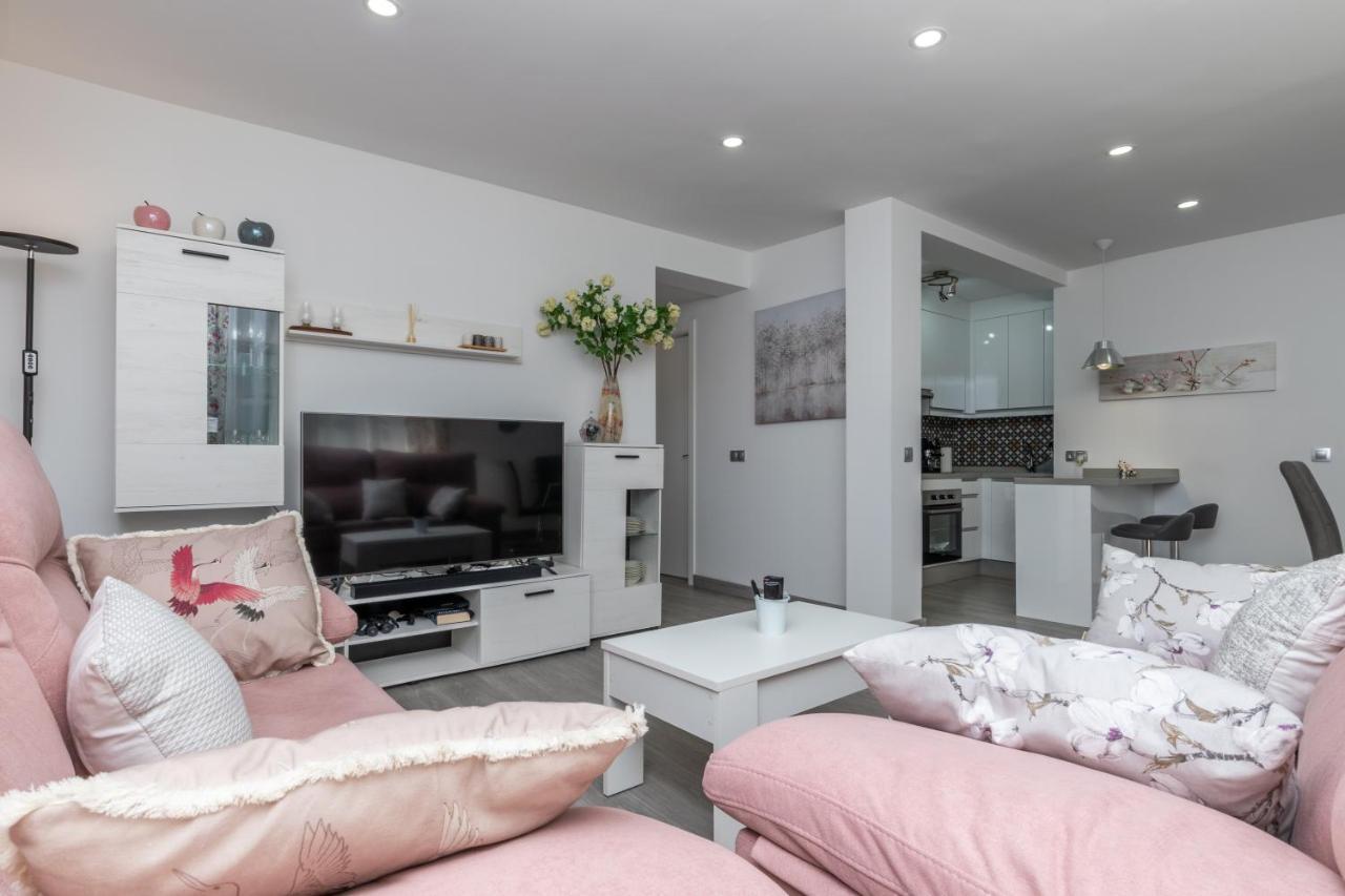 Апартаменты New Modern 3Br With Terrace In Fuengirola Centre Экстерьер фото